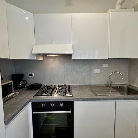 Premium Apartments Peschiera بسكييرا ديل غاردا المظهر الخارجي الصورة