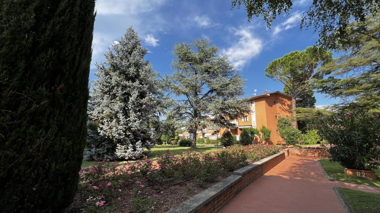 Premium Apartments Peschiera بسكييرا ديل غاردا المظهر الخارجي الصورة