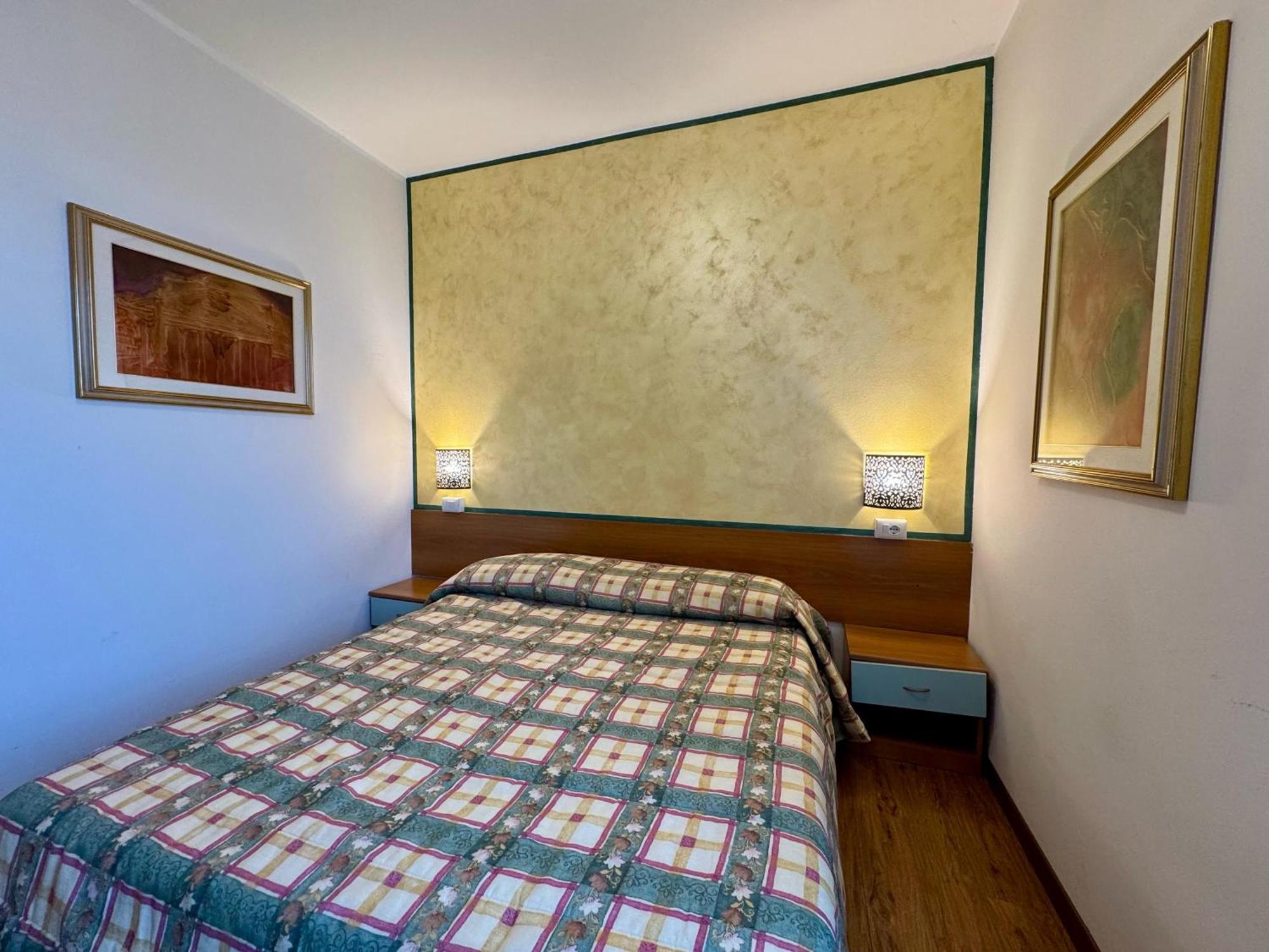 Premium Apartments Peschiera بسكييرا ديل غاردا المظهر الخارجي الصورة