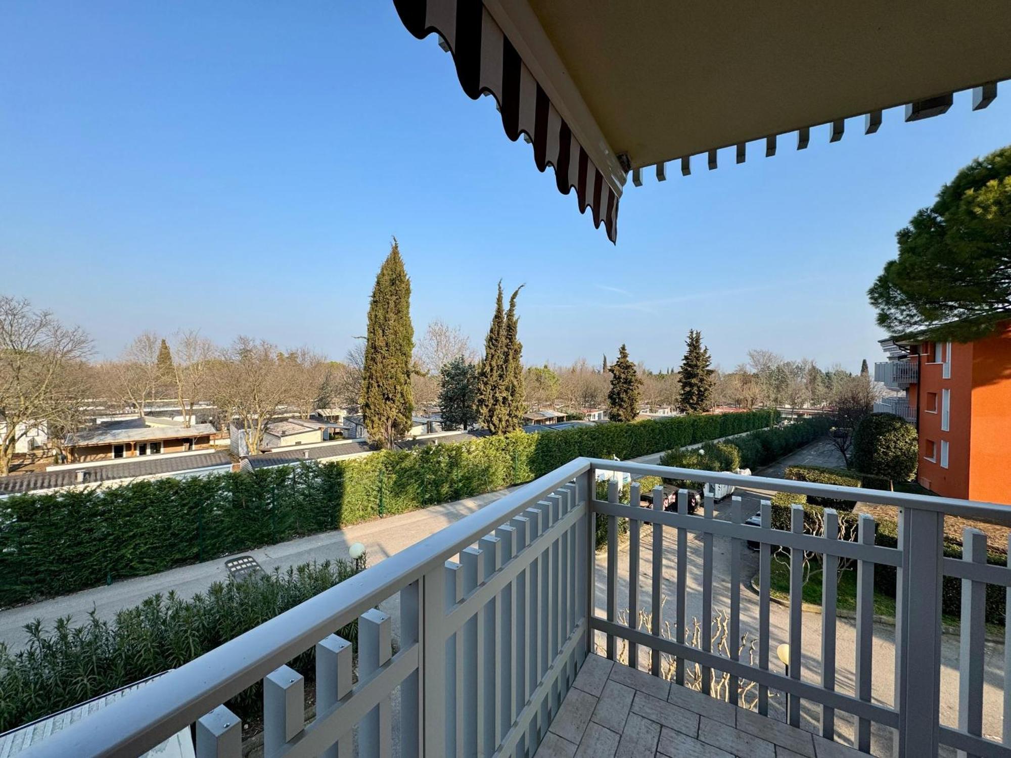 Premium Apartments Peschiera بسكييرا ديل غاردا المظهر الخارجي الصورة