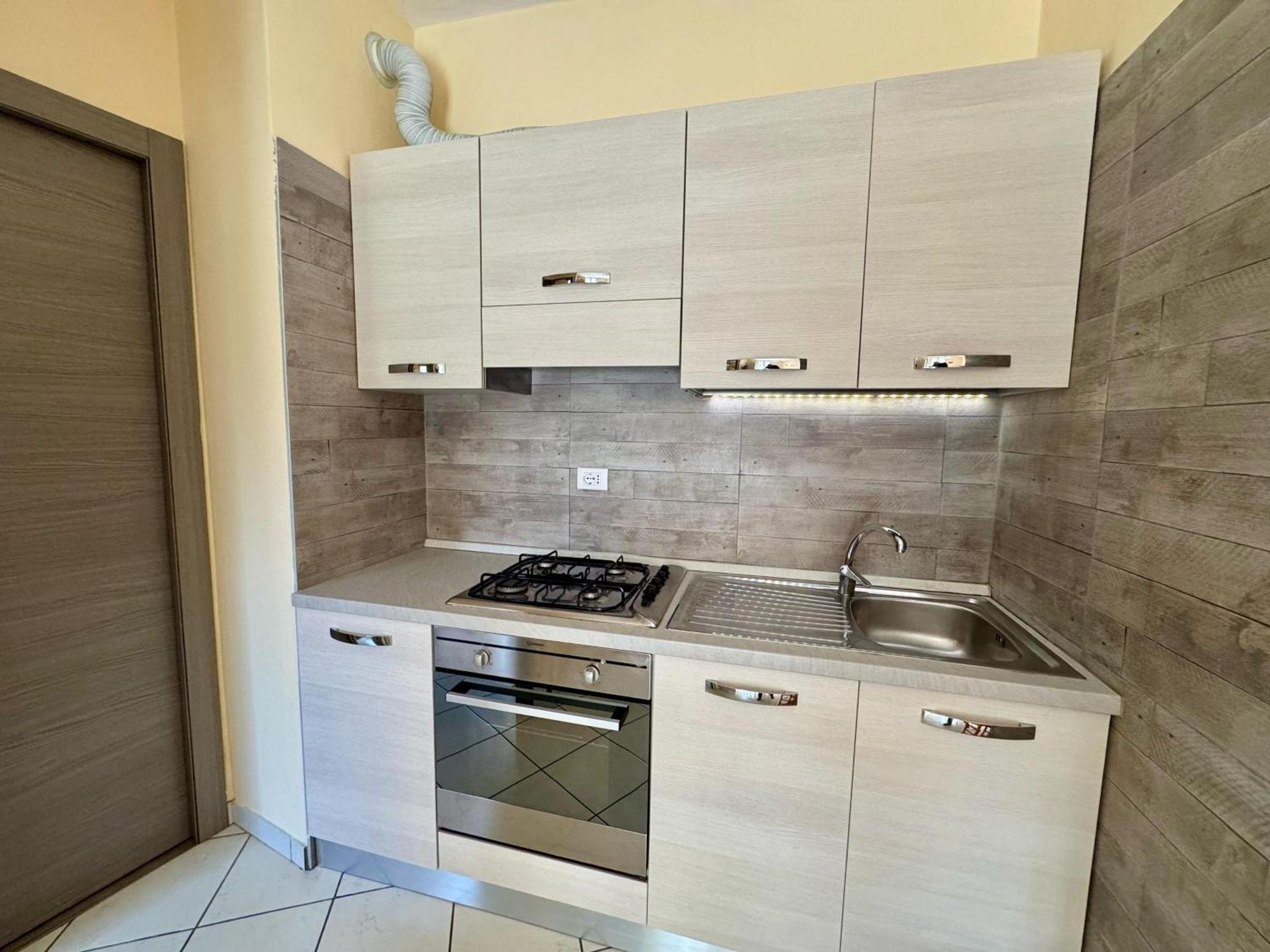 Premium Apartments Peschiera بسكييرا ديل غاردا المظهر الخارجي الصورة