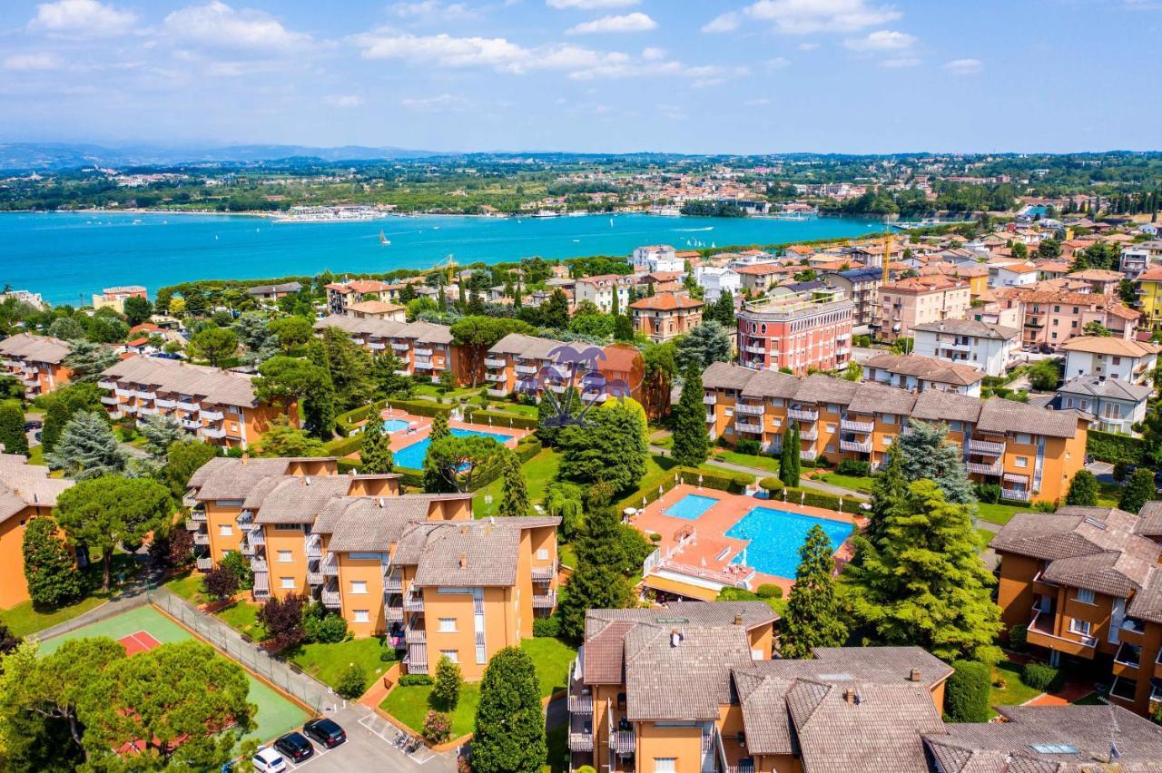 Premium Apartments Peschiera بسكييرا ديل غاردا المظهر الخارجي الصورة